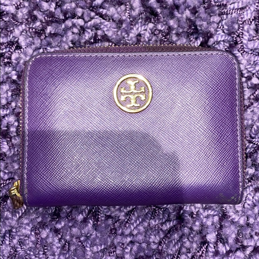 tory burch wallet